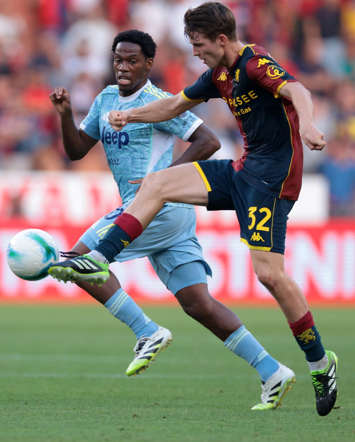 热那亚大胜，主力球员表现抢眼备受赞誉