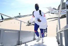 切尔西在主场比赛中遭遇失利，积分榜有所下滑的简单介绍