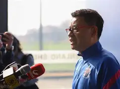 新赛季开幕，球队目标锁定夺冠梦想(新赛季球员排名)